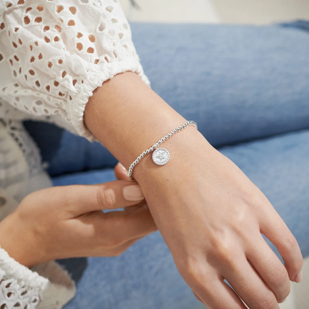 A Littles & Co : A Little 'Good Luck' Bracelet - Image 2