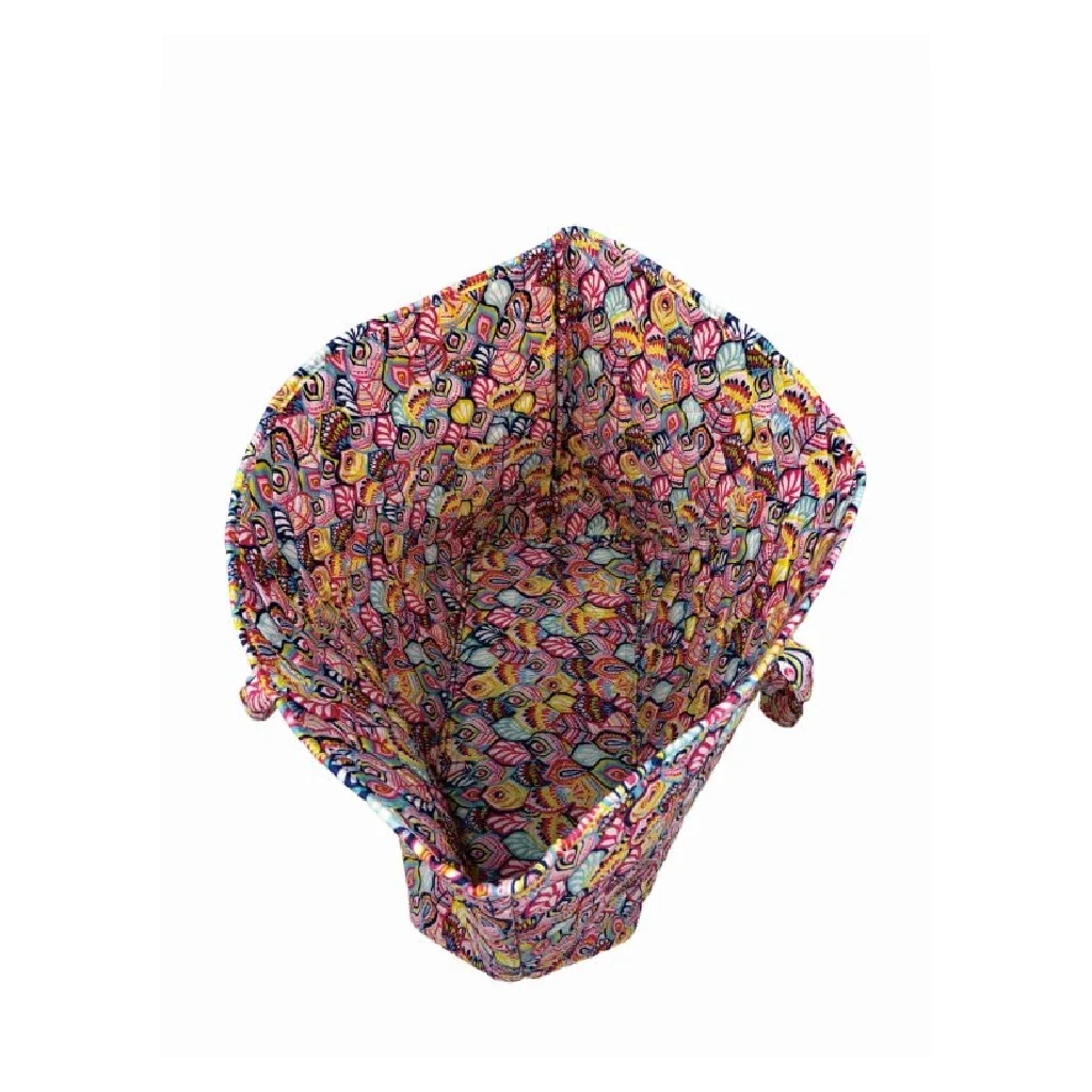 Duke Imports : Feathers Tote Bag - Image 4