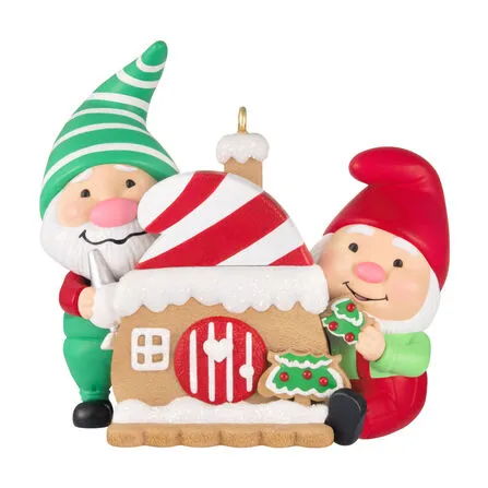 Hallmark : 2026 Keepsake Gnome for Christmas 6th in the series (126) - Image 2