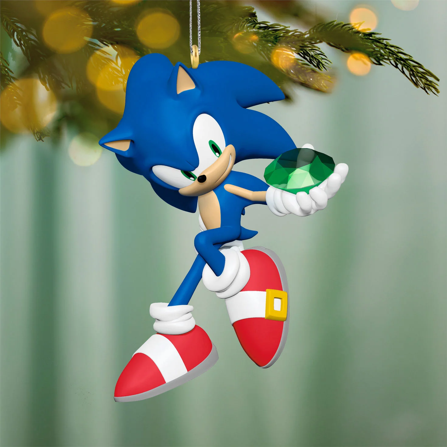 Hallmark : 2026 Keepsake Sonic With Chaos Emerald Sonic the Hedgehog™ (282)