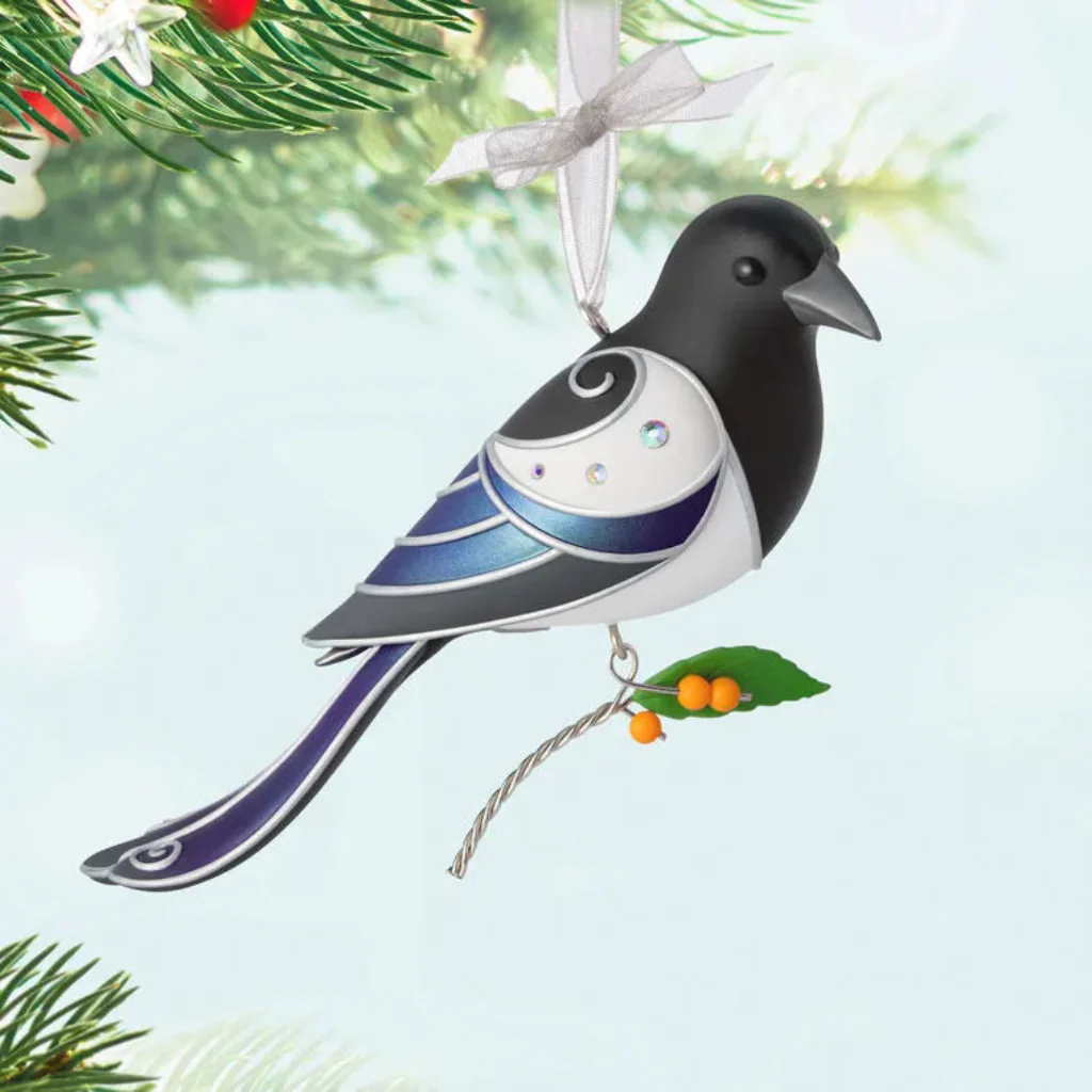 Hallmark : 2026 Keepsake The Beauty of Birds Black-Billed Magpie Ornament (48)