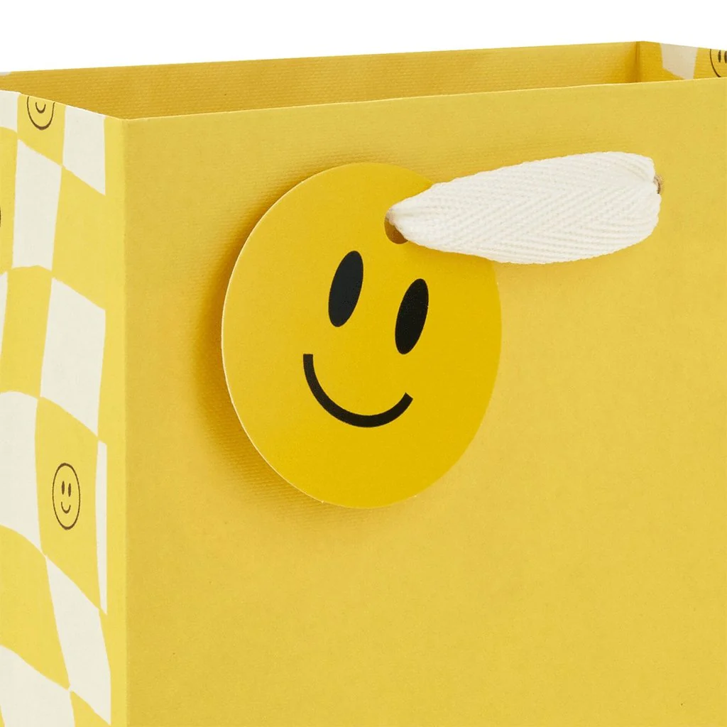 Hallmark : 6.5" Happy Day Small Gift Bag - Image 4