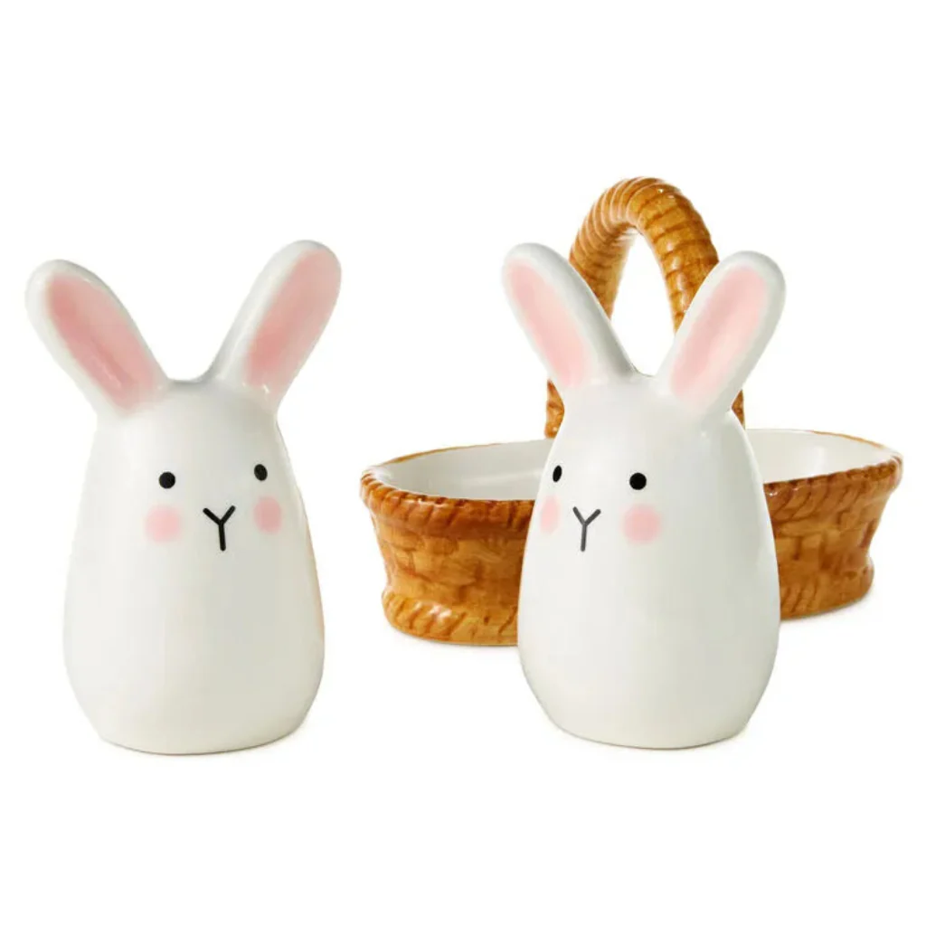 Hallmark : Bunnies in Basket Salt and Pepper Shaker Set - Image 3