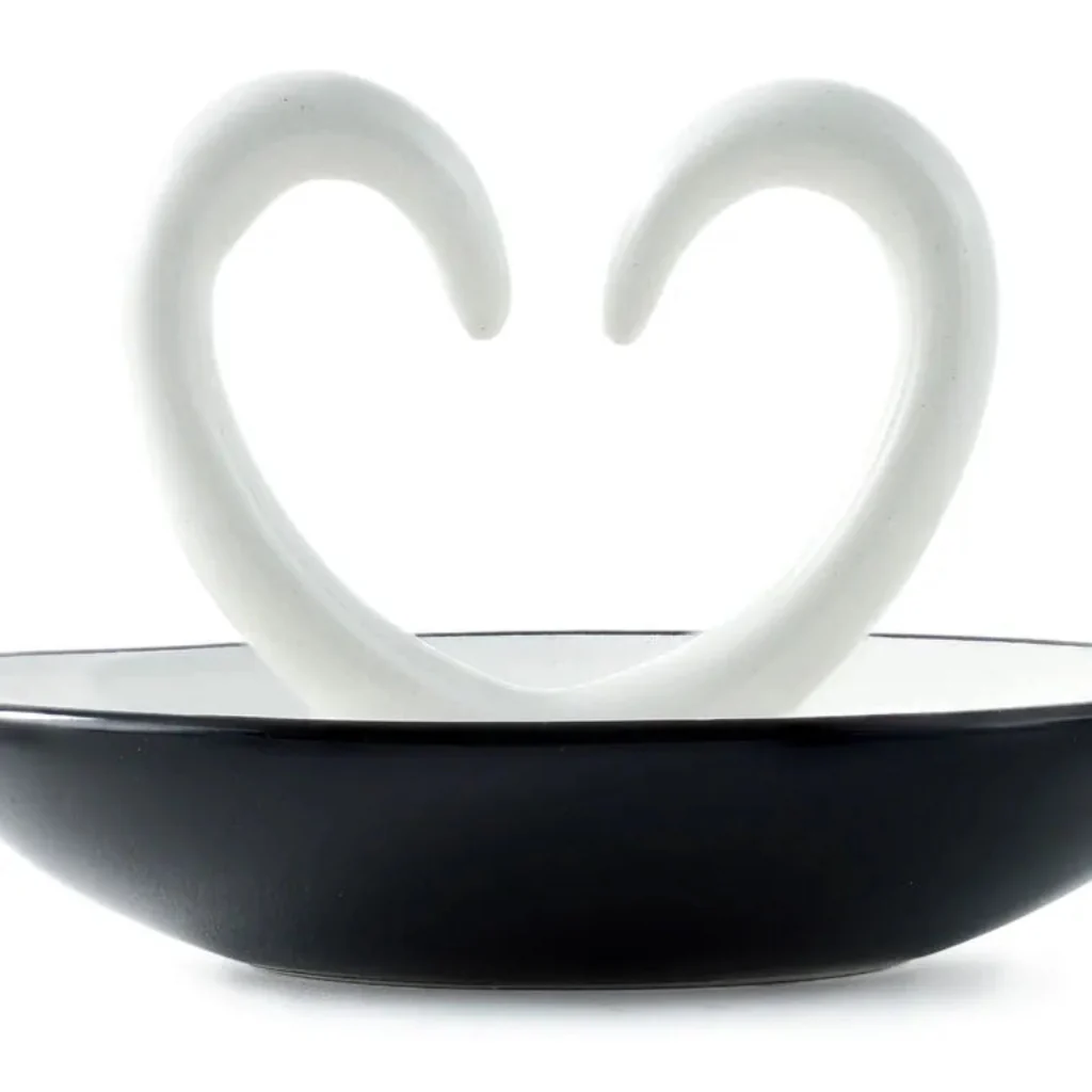 Hallmark : Heart Ring Dish - Image 2