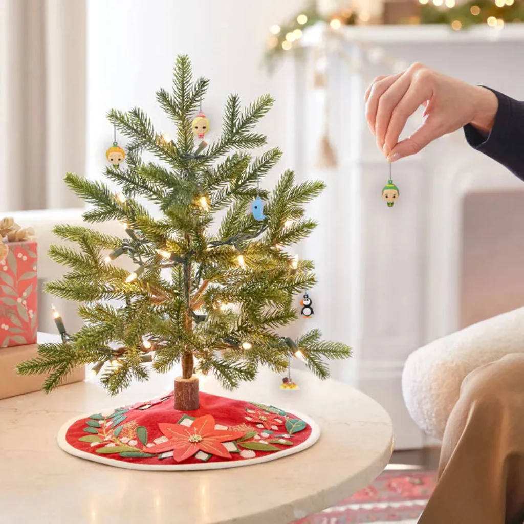 Hallmark : Mini Elf Ornaments, Set of 6 - Image 4