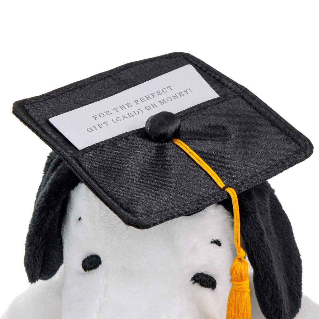 Hallmark : Peanuts® 2026 Snoopy in Grad Cap Plush, 7.5" - Image 3