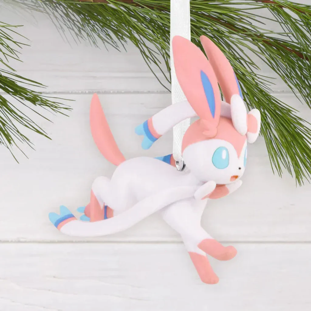 Hallmark : Pokémon Sylveon Hallmark Ornament