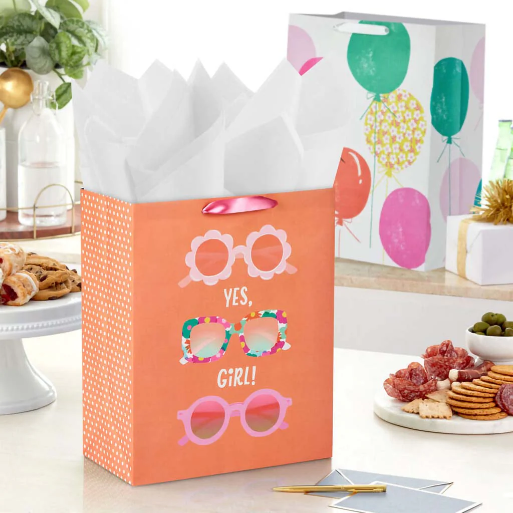 Hallmark : Sunglasses and Balloons 2-Pack Birthday Gift Bag Bundle - Image 6