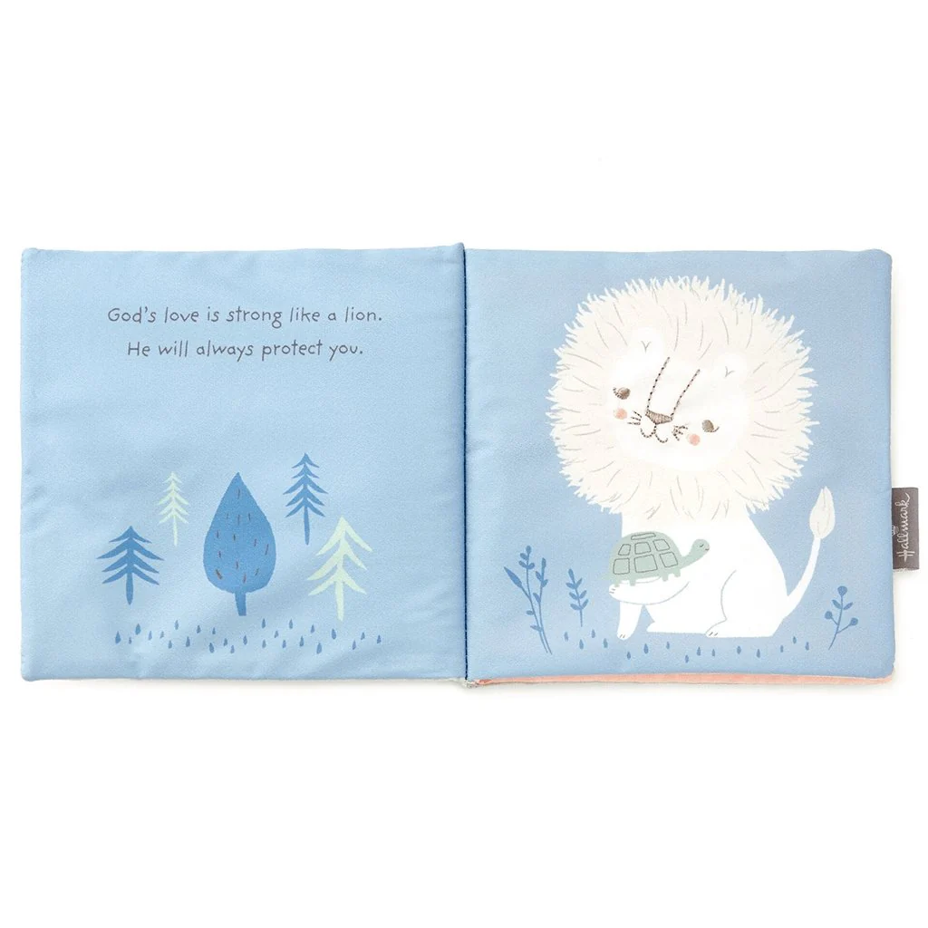Hallmark : The Lion and The Lamb: A Touch & Feel Book About God's Love Cloth Book - Image 3
