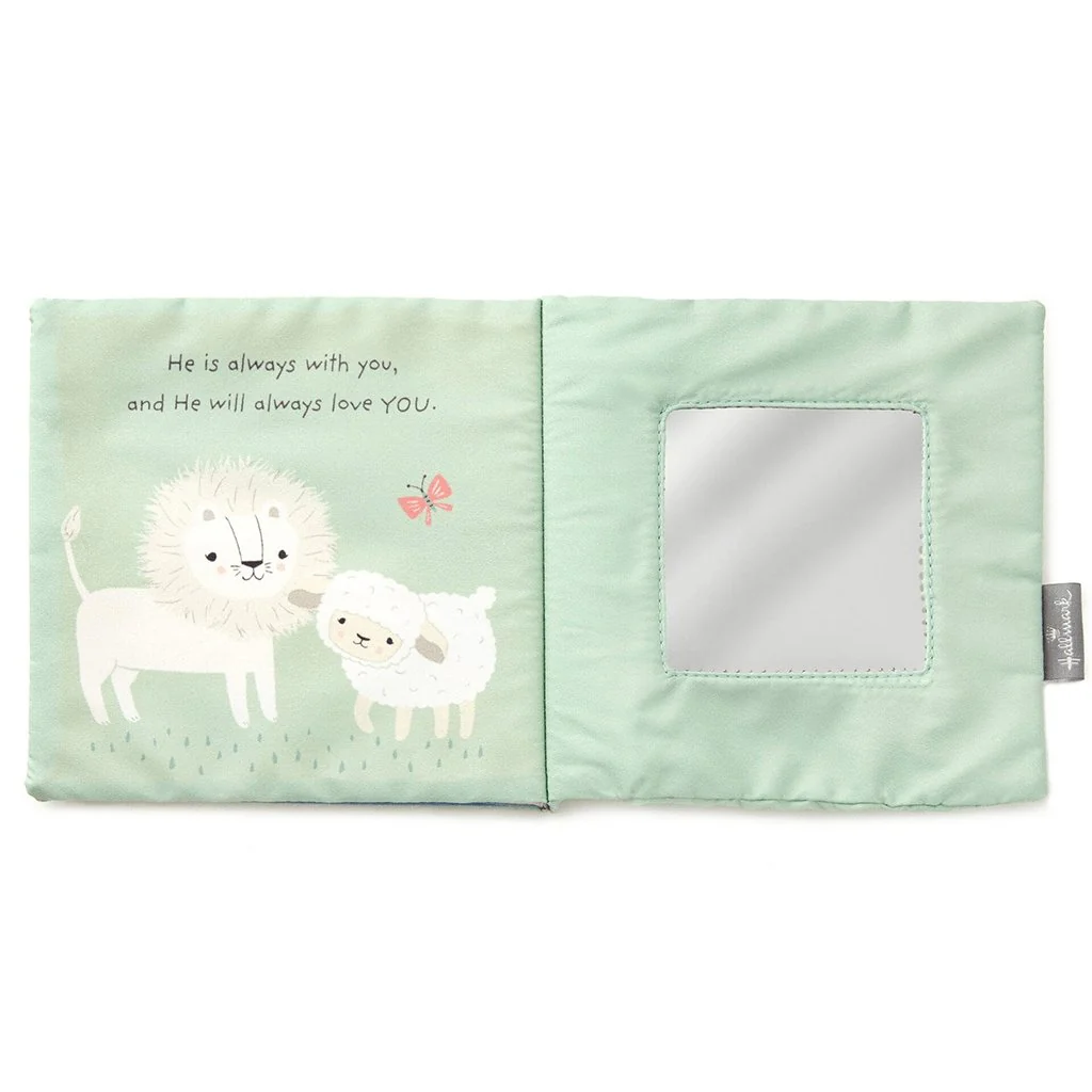 Hallmark : The Lion and The Lamb: A Touch & Feel Book About God's Love Cloth Book - Image 5