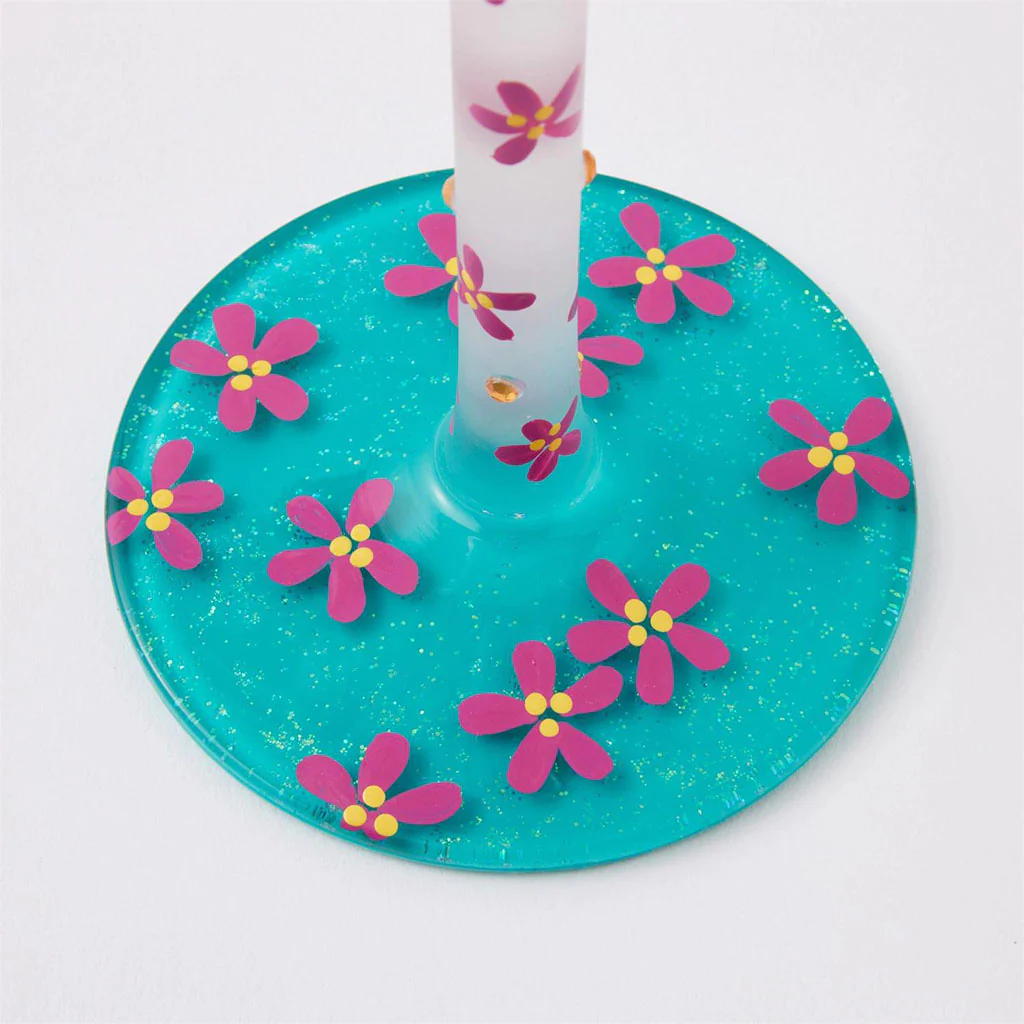 Lolita : Dance of the Dragonflies Wine Glass - Image 3