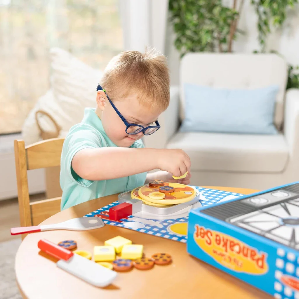 Melissa & Doug : Flip and Serve Pancake Set - Image 3