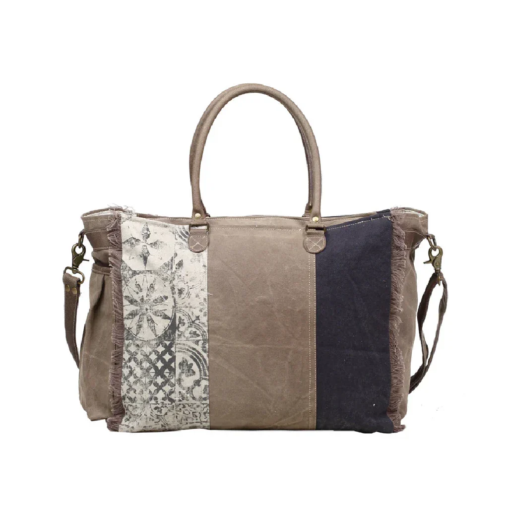 Myra Bag : Retro Print Weekender Bag - Image 3