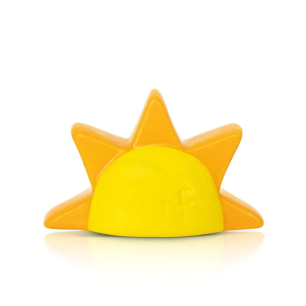 Nora Fleming : Here comes the sun