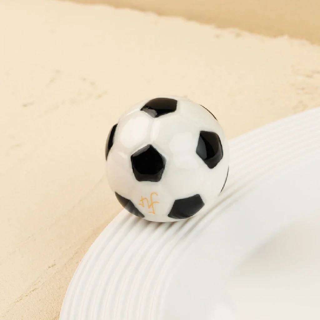 Nora Fleming : kickin’ it Soccer Ball - Image 2