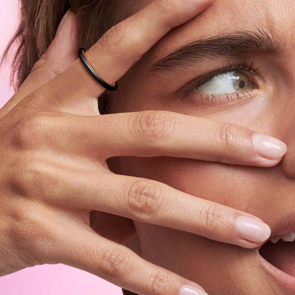 PANDORA : Black Enamel Ring - Rose Gold - Image 6