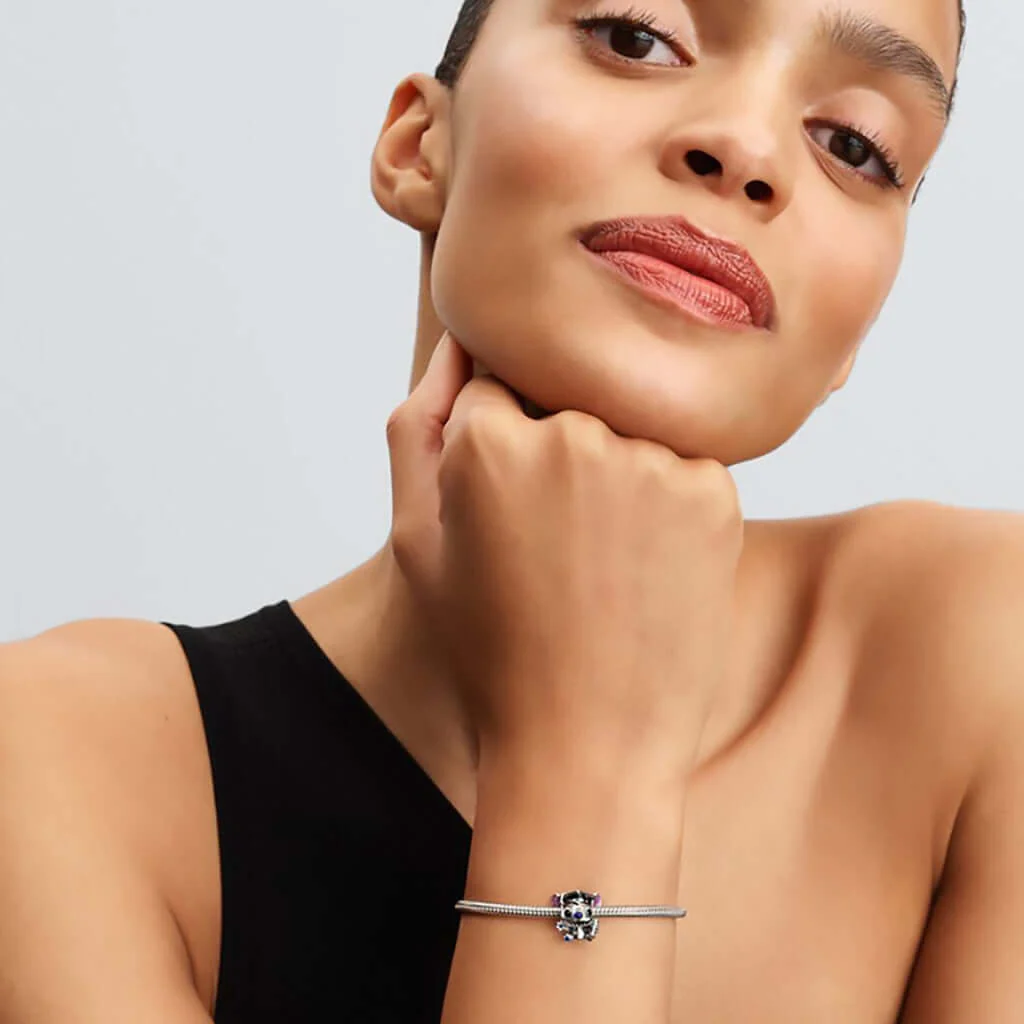 PANDORA : Disney Stitch Graduation Charm - Image 3