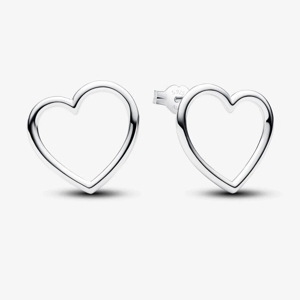 PANDORA : Front-facing Heart Stud Earrings - Sterling Silver
