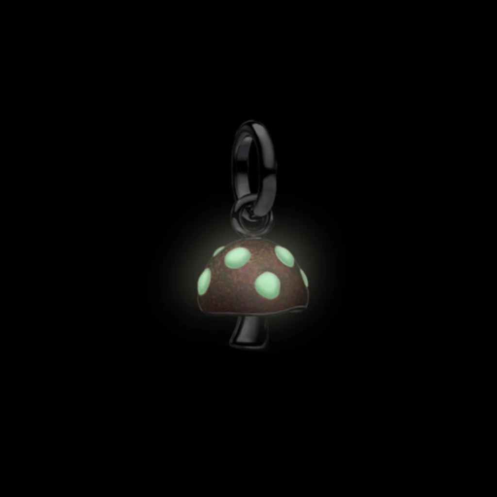Pandora : Glow-In-The-Dark Mushroom Dangle Charm - Image 2