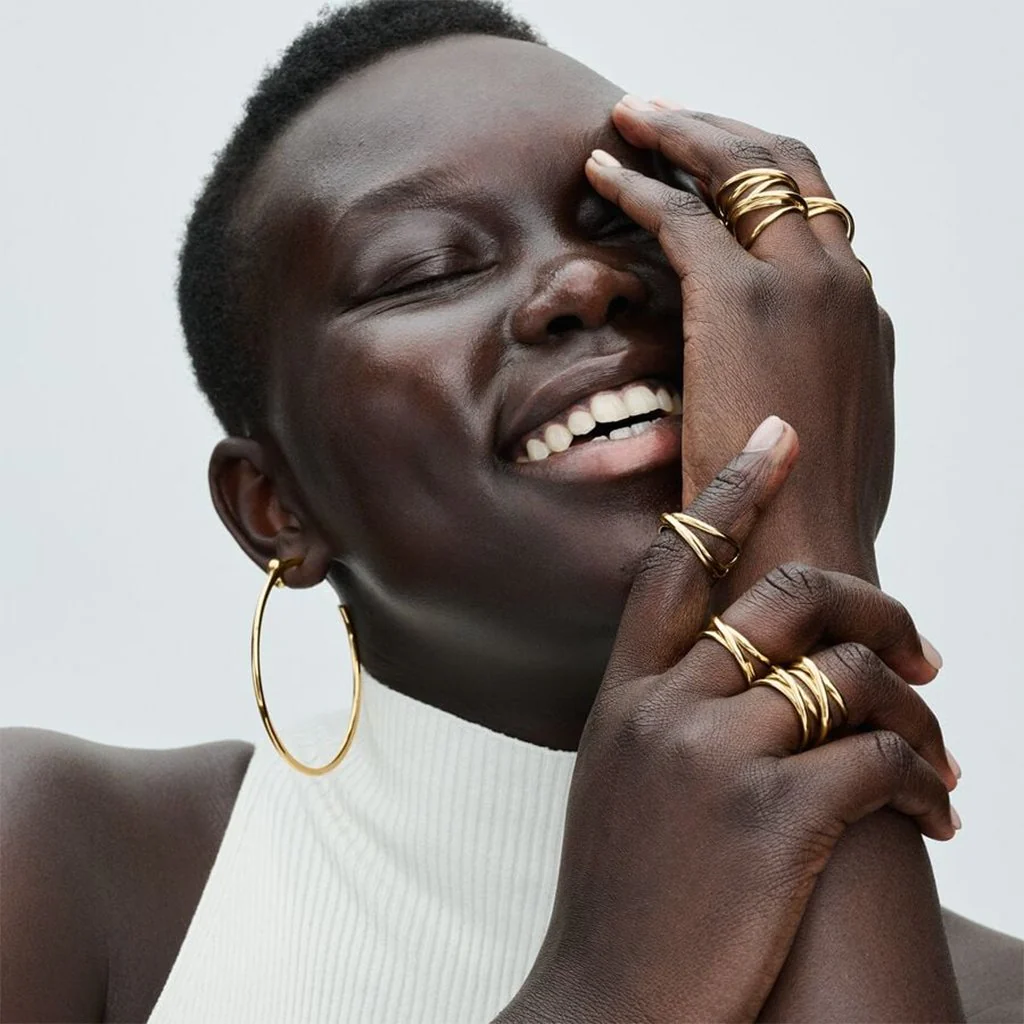 PANDORA : Open 65 mm Hoops Earrings in Gold - Image 3