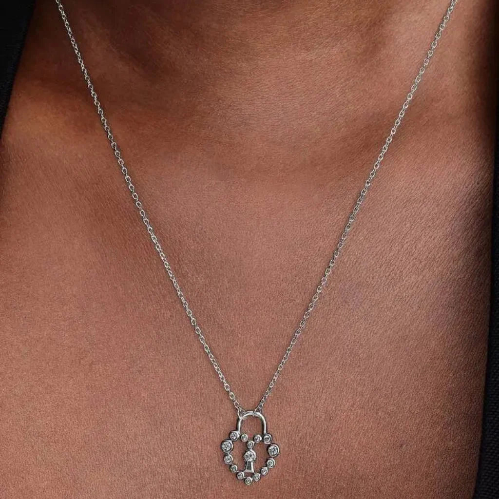Pandora : Sparkling Heart Padlock Pendant Necklace - Image 3