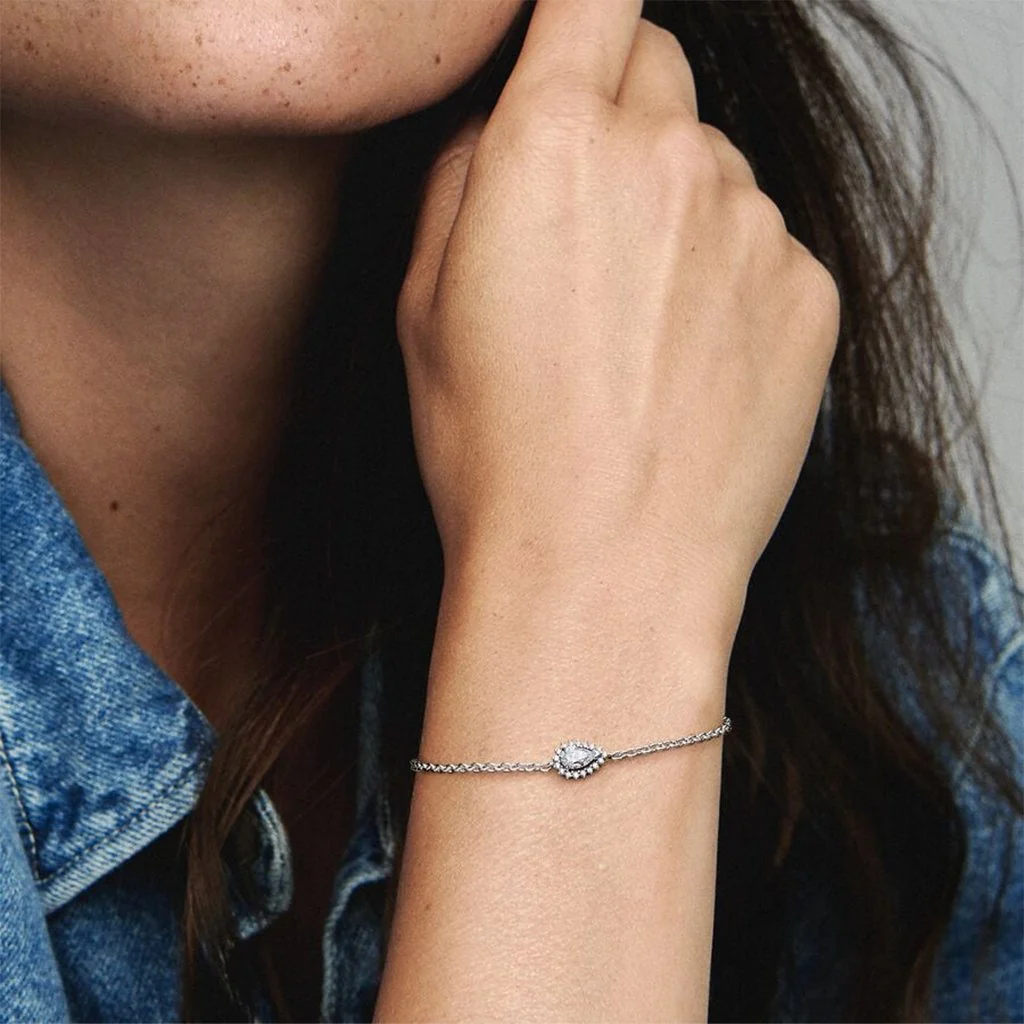PANDORA : Sparkling Pear Halo Chain Bracelet - Sterling Silver - Image 4