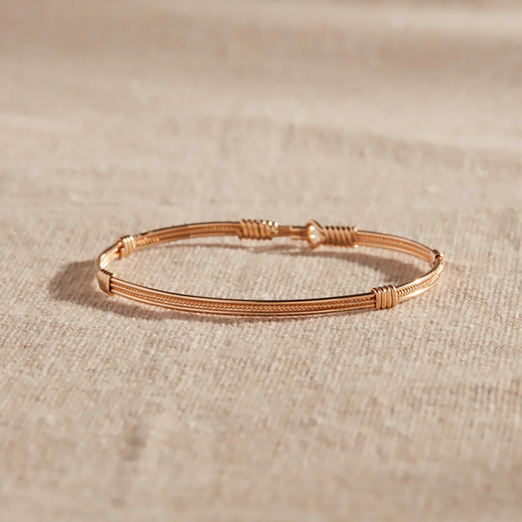Ronaldo Jewelry : Be Kind Bracelet in Gold - Image 3