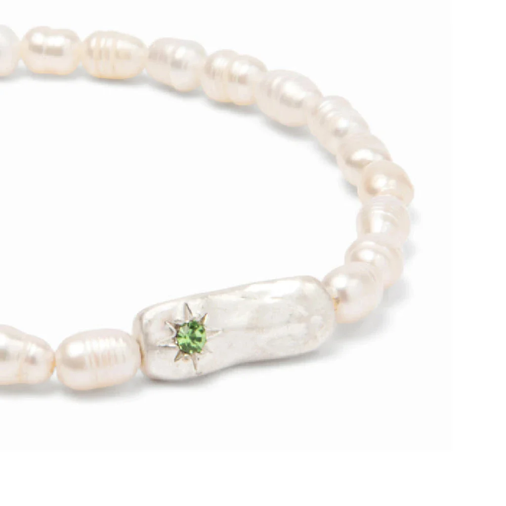 Scout Curated Wears : Pearl Affirmation Bracelet - Luck/Silver - Image 3
