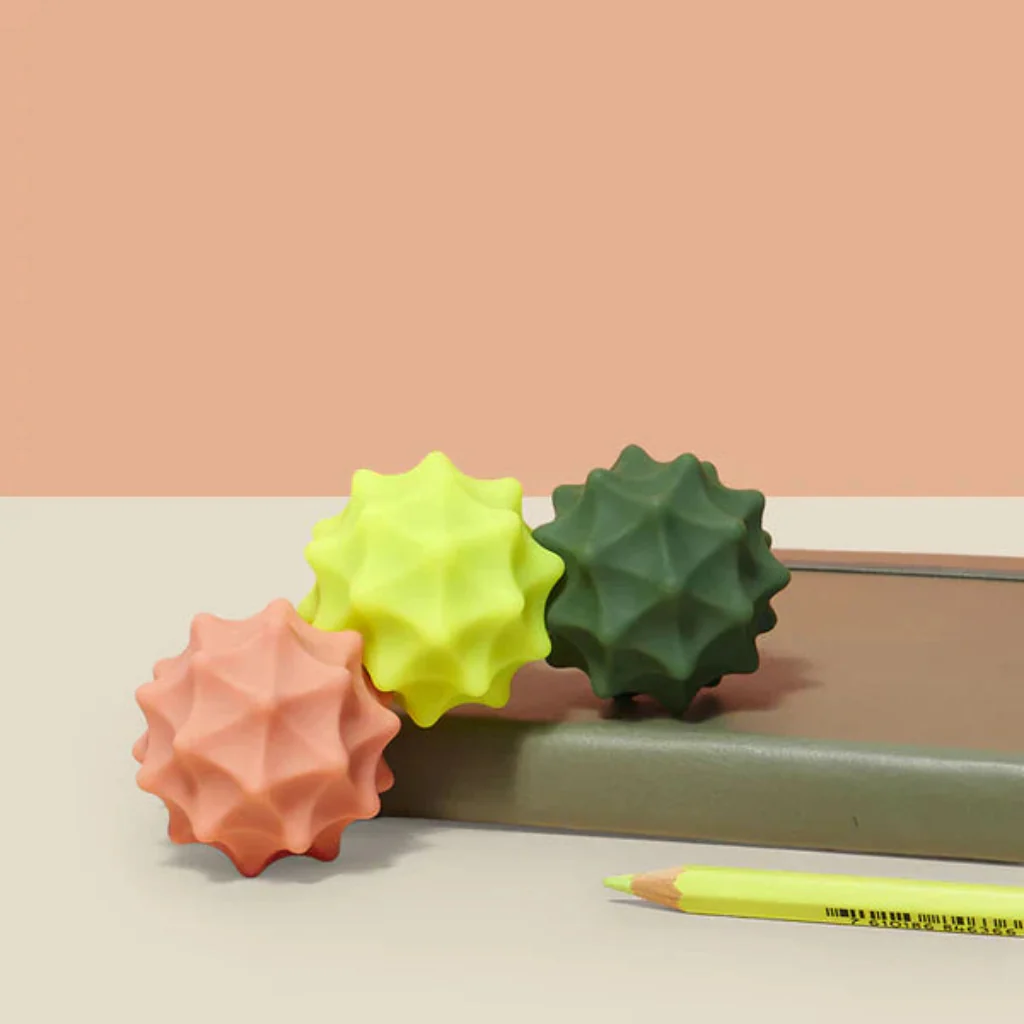 Speks : Odds Silicone Magnets Vivid Spurs - Image 3
