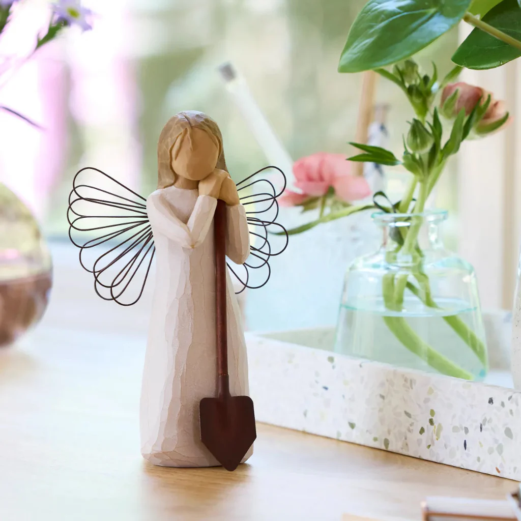 Willow Tree : Angel of the Garden Figurine - Image 4