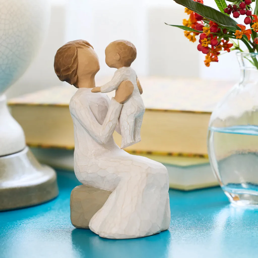Willow Tree : Grandmother Figurine - Image 4