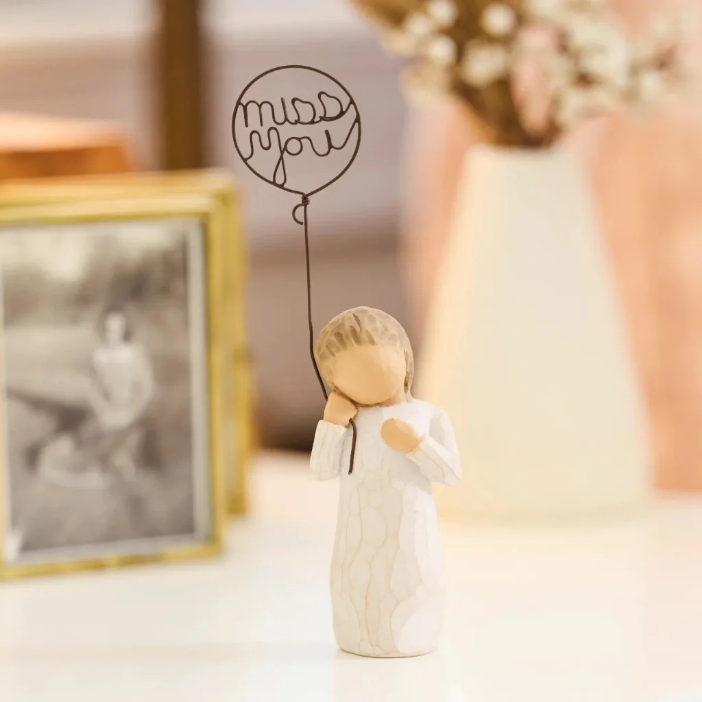 Willow Tree : Miss You Figurine - Image 4