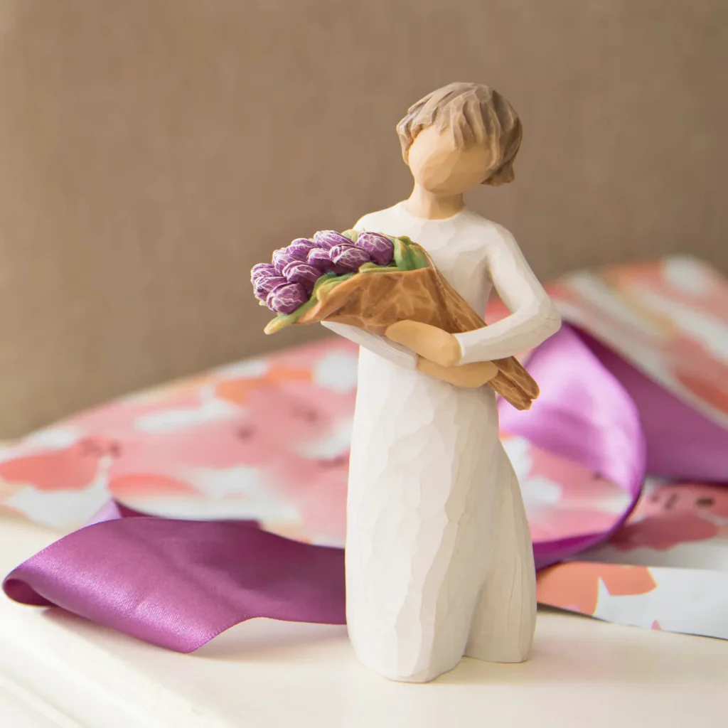 Willow Tree : Surprise Figurine - Image 6