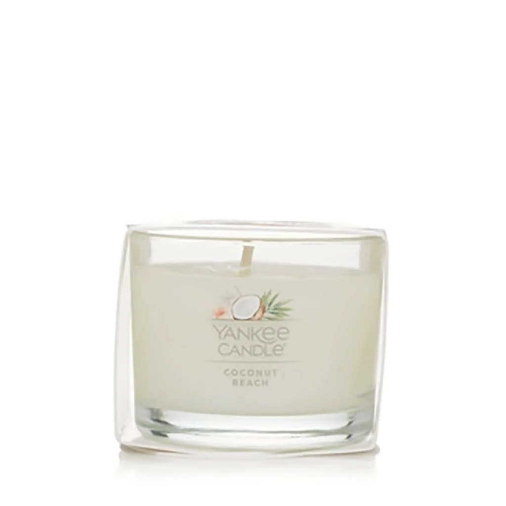 Yankee Candle : Mini Jar Candle in Coconut Beach