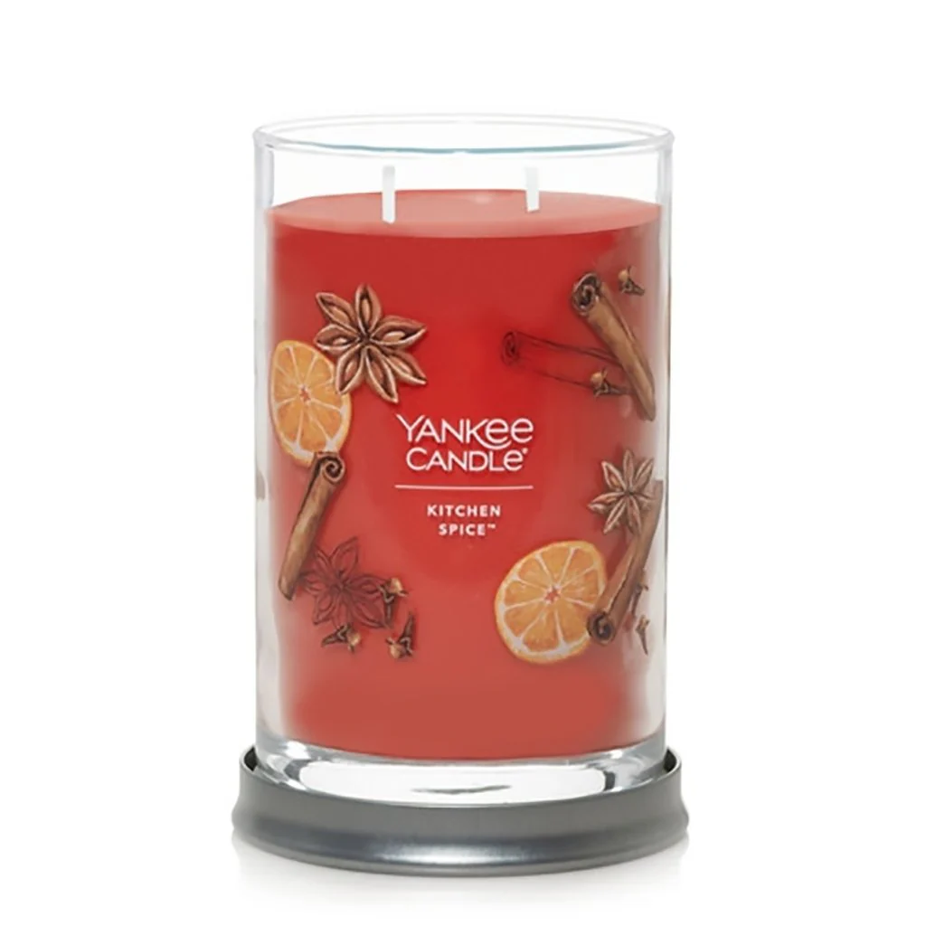 Yankee Candle : Signature Large Tumbler Candle in Kitchen Spice - Image 2