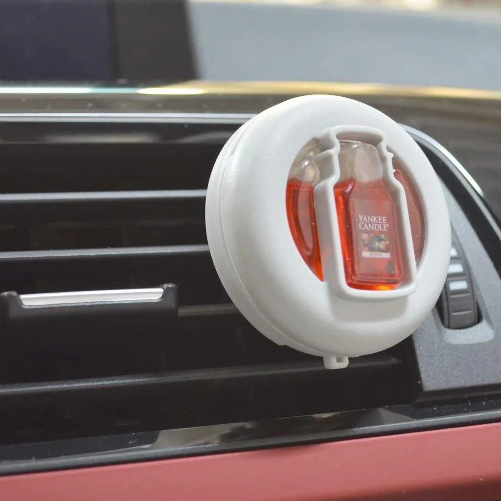 Yankee Candle : Smart Scent™ Vent Clip in Macintosh - Image 2